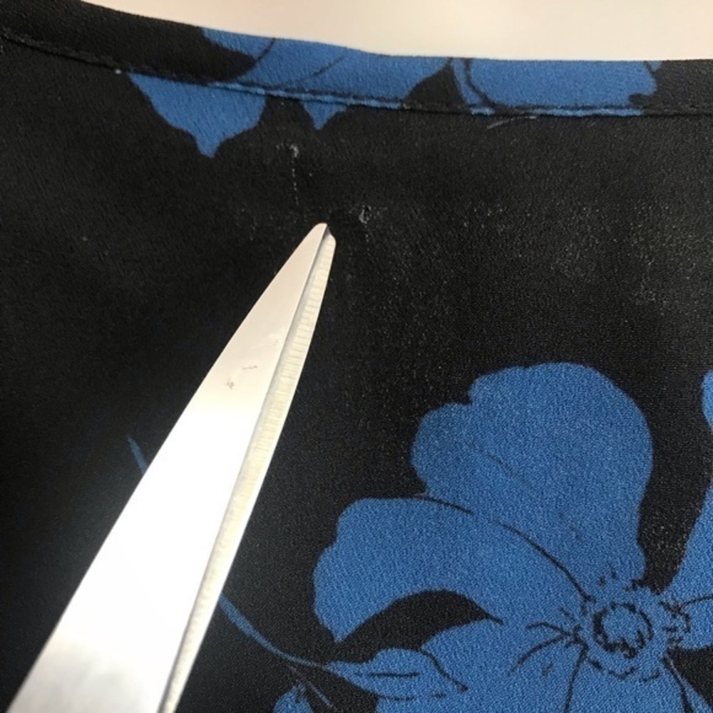 Parker Black Blue Floral Print Ruffle Long Sleeve Blouse Small - Picture 13 of 14